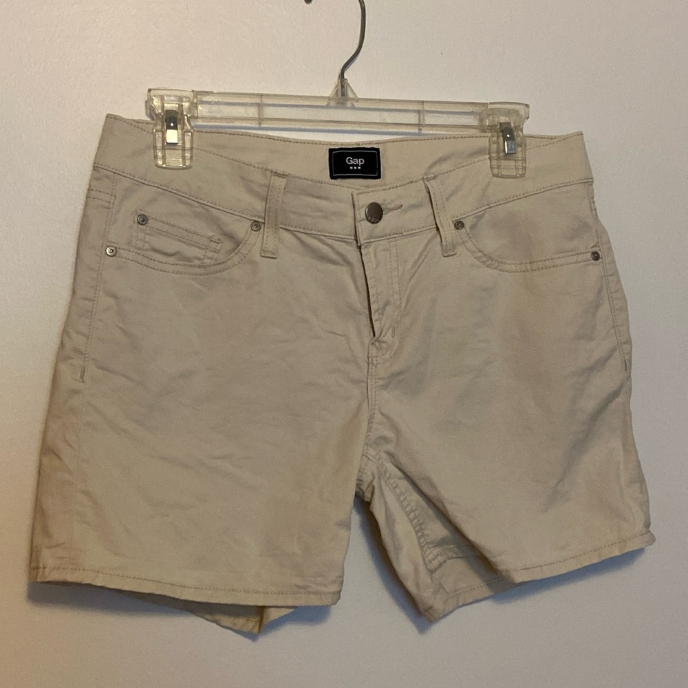 Gap Five Pocket Chino Shorts Size 4